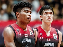 篮球世预赛日本双子星